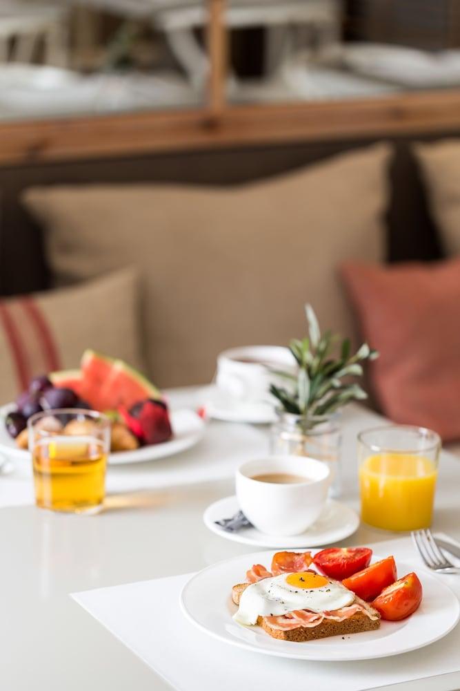 ברצלונה Musik Boutique Hotel מראה חיצוני תמונה