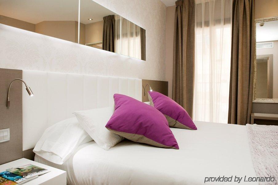 ברצלונה Musik Boutique Hotel חדר תמונה